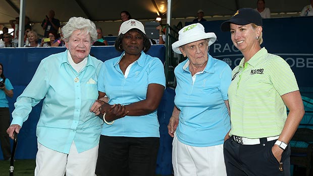 Marilynn Smith, Renee Powell and Shirley Spork pose alongside Karrie Webb
